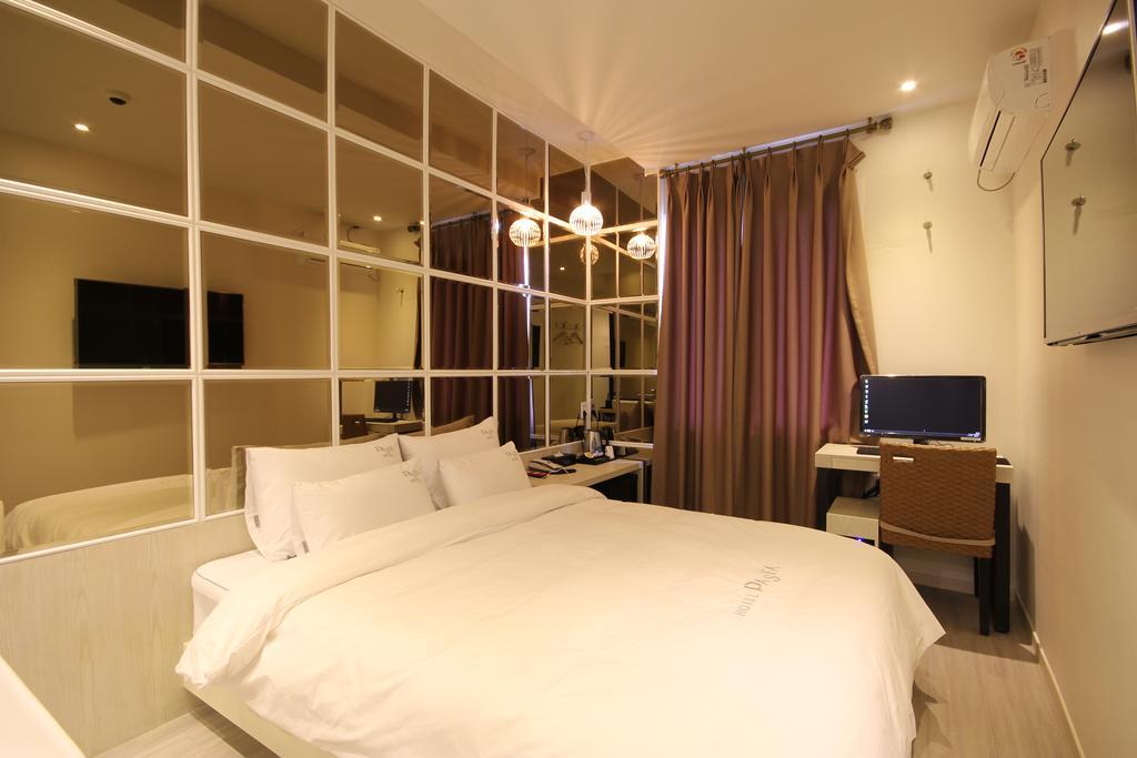 Hotel 38.5 Jinhae Чангуон Екстериор снимка