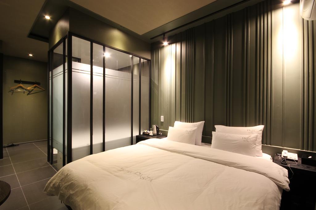 Hotel 38.5 Jinhae Чангуон Екстериор снимка