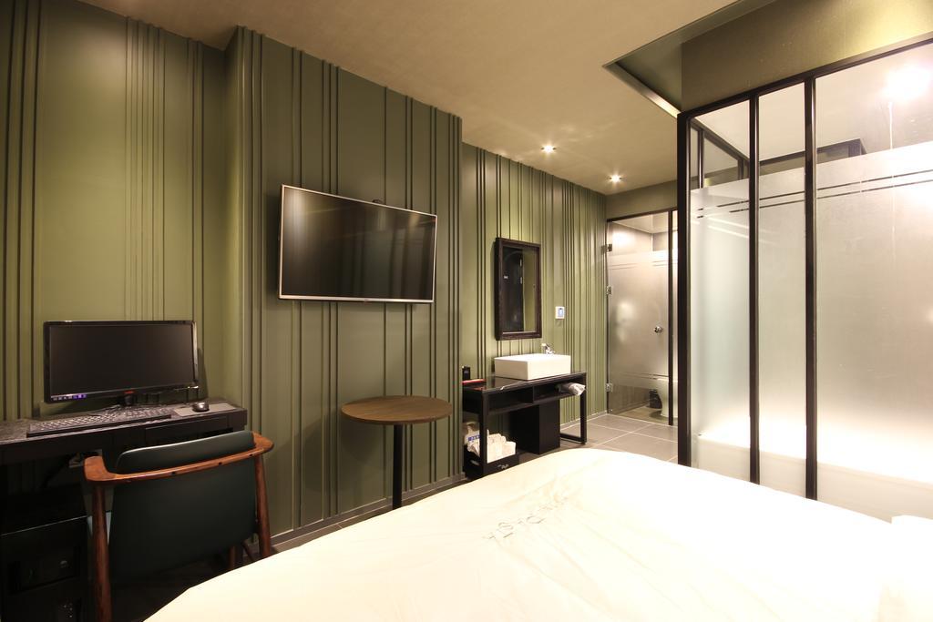 Hotel 38.5 Jinhae Чангуон Екстериор снимка