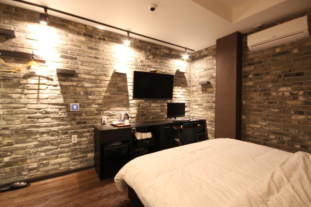 Hotel 38.5 Jinhae Чангуон Екстериор снимка