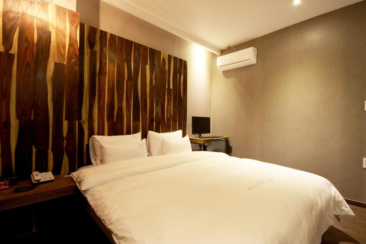 Hotel 38.5 Jinhae Чангуон Екстериор снимка