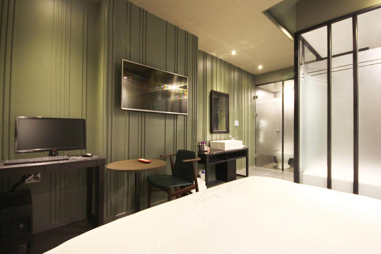 Hotel 38.5 Jinhae Чангуон Екстериор снимка
