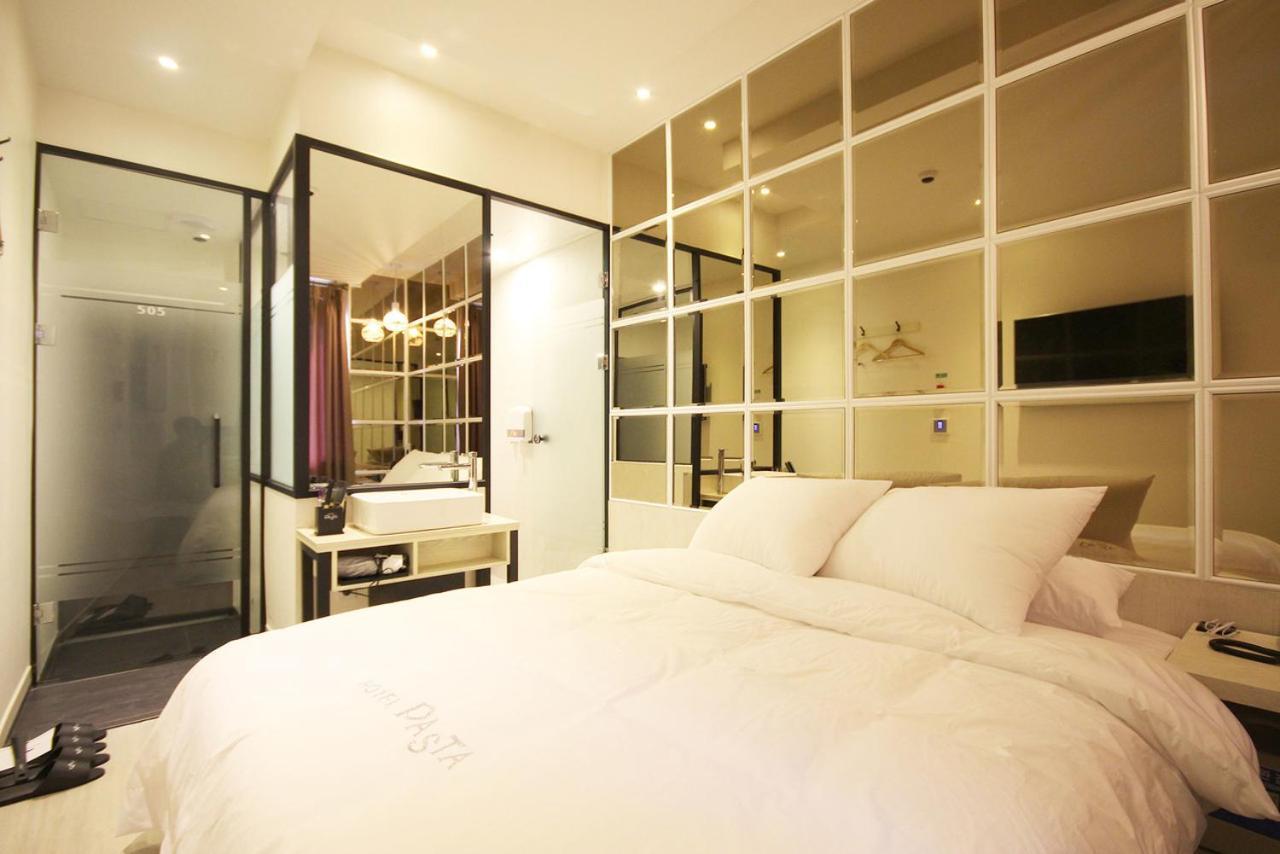 Hotel 38.5 Jinhae Чангуон Екстериор снимка